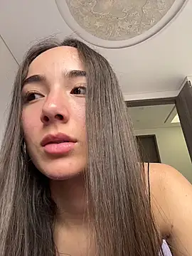 Snapshot of Innerpeace_ chatting on 29, 10, 2025 Innerpeace online show from 29, 10, 2025