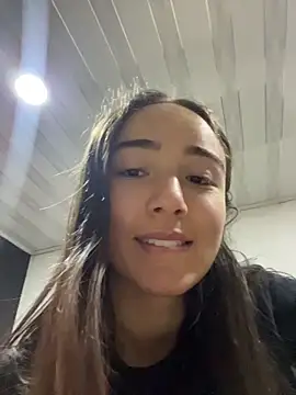 Snapshot of Innerpeace_ chatting on 9, 11, 2025 Innerpeace online show from 9, 11, 2025