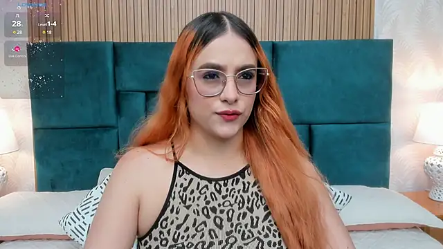 Snapshot of Amber_kiss_ chatting on 4, 10, 2025 Amber kiss online show from 4, 10, 2025