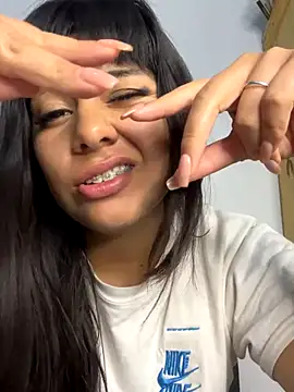 Snapshot of Bulma04 chatting on 15, 10, 2025 Bulma04 online show from 15, 10, 2025