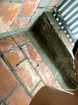 Snapshot of Dani-202p chatting on 23, 9, 2025 Dani-202p online show from 23, 9, 2025