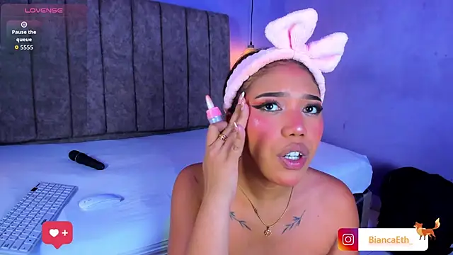 Bianca Ethan online show from 25, 6, 2026