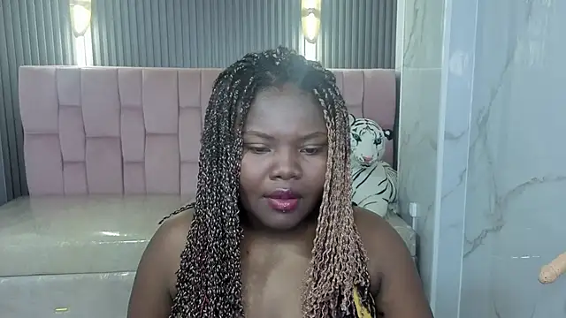 Soffia b online show from 16, 10, 2025