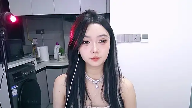 Snapshot of Miao-Maimiao chatting on 8, 10, 2025 Miao-Maimiao online show from 8, 10, 2025