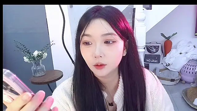 Snapshot of Miao-Maimiao chatting on 18, 12, 2025 Miao-Maimiao online show from 18, 12, 2025