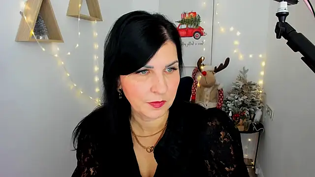 Moon Veloure1 online show from 23, 12, 2025