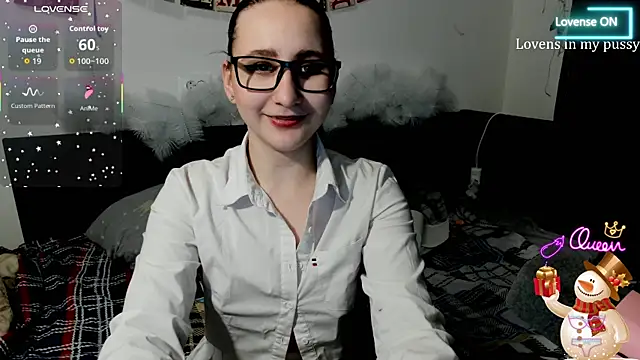 Snapshot of ChristinaFivePlus chatting on 9, 1, 2026 ChristinaFivePlus online show from 9, 1, 2026