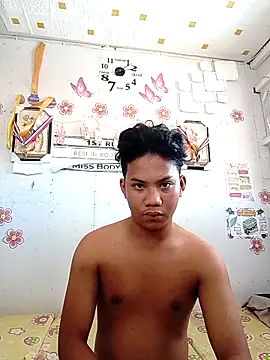 Snapshot of yourken_69 chatting on 22, 9, 2025 yourken 69 online show from 22, 9, 2025