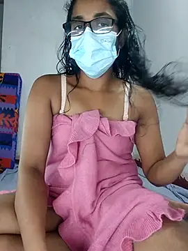 Snapshot of sexybolegirl chatting on 23, 10, 2025 sexybolegirl online show from 23, 10, 2025