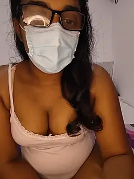 Snapshot of sexybolegirl chatting on 2, 7, 2026 sexybolegirl online show from 2, 7, 2026