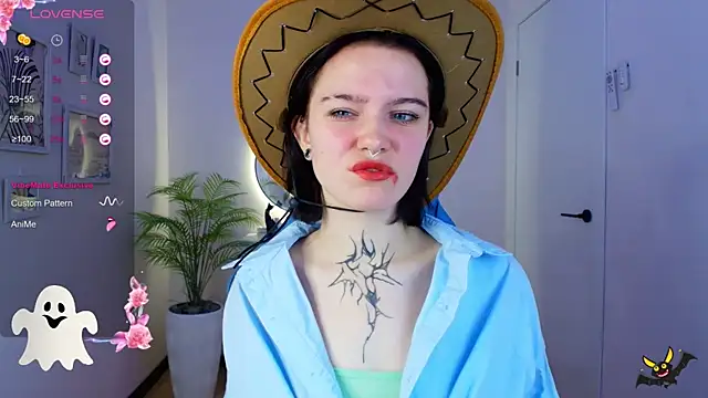 Snapshot of Elastikisss chatting on 1, 11, 2025 Elastikisss online show from 1, 11, 2025