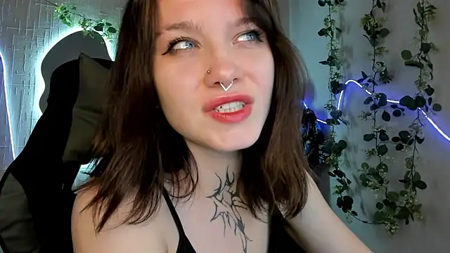 Snapshot of Elastikisss chatting on 2, 5, 2026 Elastikisss online show from 2, 5, 2026