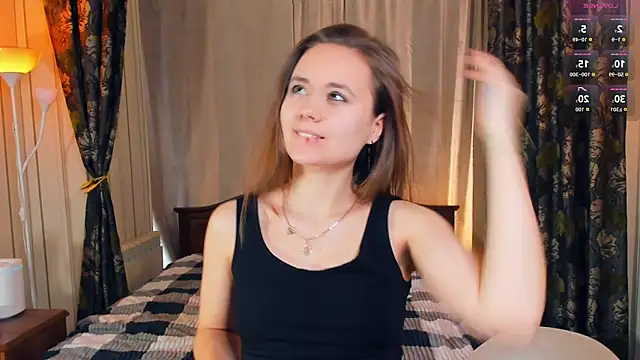 Snapshot of Crysta1Eva_ chatting on 17, 10, 2025 Crysta1Eva online show from 17, 10, 2025