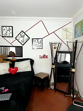 Snapshot of Violetta_afrodit chatting on 7, 10, 2025 Violetta afrodit online show from 7, 10, 2025