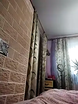 Snapshot of Ponka2011 chatting on 12, 10, 2025 Ponka2011 online show from 12, 10, 2025