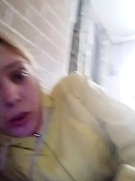 Snapshot of Ponka2011 chatting on 16, 10, 2025 Ponka2011 online show from 16, 10, 2025