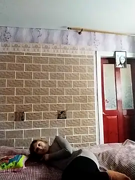 Snapshot of Ponka2011 chatting on 11, 4, 2026 Ponka2011 online show from 11, 4, 2026