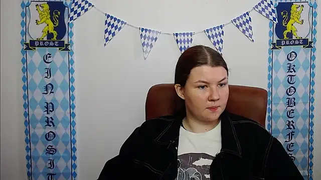 Snapshot of AveryMiss chatting on 23, 9, 2025 AveryMiss online show from 23, 9, 2025
