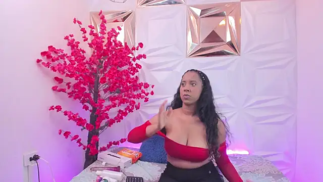 Snapshot of Taira_Bms chatting on 27, 10, 2025 Taira Bms online show from 27, 10, 2025