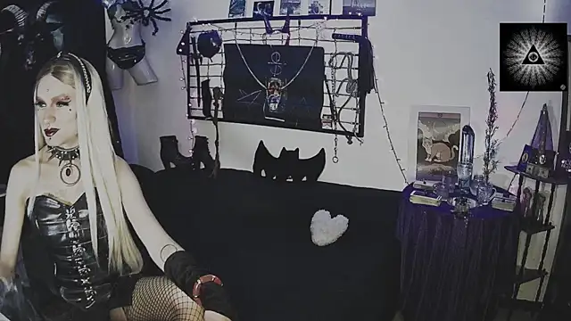 Snapshot of Miss_Agatha666 chatting on 2, 10, 2025 Miss Agatha666 online show from 2, 10, 2025