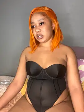 Snapshot of BlackBarbieX23 chatting on 7, 11, 2025 BlackBarbieX23 online show from 7, 11, 2025