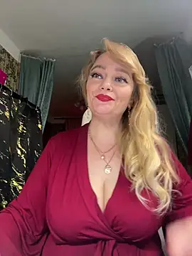 Snapshot of Sweet-blonde chatting on 29, 5, 2026 Sweet-blonde online show from 29, 5, 2026