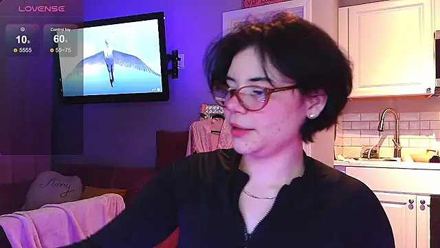 Snapshot of LunaMilav chatting on 30, 10, 2025 LunaMilav online show from 30, 10, 2025