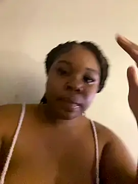 Snapshot of ChocolateKissesBaee chatting on 28, 9, 2025 ChocolateKissesBaee online show from 28, 9, 2025