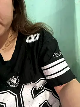 Snapshot of Lusi-sexy chatting on 2, 10, 2025 Lusi-sexy online show from 2, 10, 2025