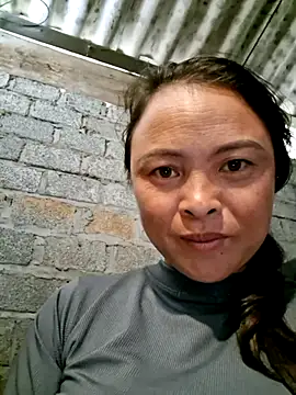 Snapshot of xuxulovezz chatting on 28, 9, 2025 xuxulovezz online show from 28, 9, 2025