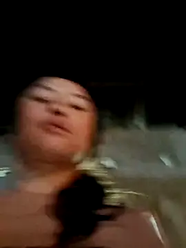 Snapshot of xuxulovezz chatting on 5, 10, 2025 xuxulovezz online show from 5, 10, 2025