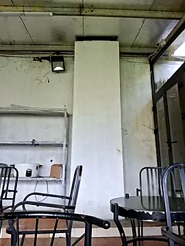 Snapshot of xuxulovezz chatting on 18, 10, 2025 xuxulovezz online show from 18, 10, 2025