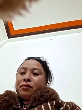 xuxulovezz online show from 28, 11, 2025