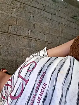 xuxulovezz online show from 1, 3, 2026