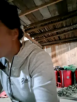 Snapshot of xuxulovezz chatting on 2, 3, 2026 xuxulovezz online show from 2, 3, 2026