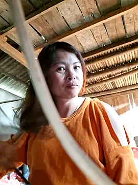 Snapshot of xuxulovezz chatting on 7, 4, 2026 xuxulovezz online show from 7, 4, 2026