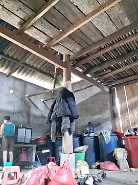 Snapshot of xuxulovezz chatting on 15, 4, 2026 xuxulovezz online show from 15, 4, 2026