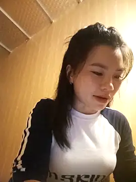 Snapshot of Suny_babyy chatting on 20, 10, 2025 Suny babyy online show from 20, 10, 2025