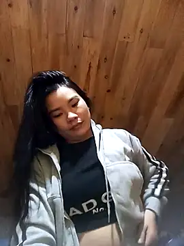 Snapshot of Suny_babyy chatting on 3, 11, 2025 Suny babyy online show from 3, 11, 2025