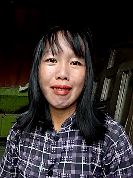 Snapshot of helenzz chatting on 3, 10, 2025 helenzz online show from 3, 10, 2025