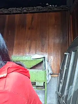 Snapshot of helenzz chatting on 7, 10, 2025 helenzz online show from 7, 10, 2025