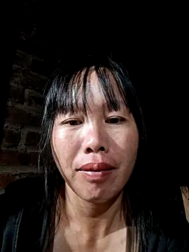 Snapshot of helenzz chatting on 13, 10, 2025 helenzz online show from 13, 10, 2025