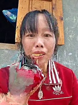 Snapshot of helenzz chatting on 27, 10, 2025 helenzz online show from 27, 10, 2025