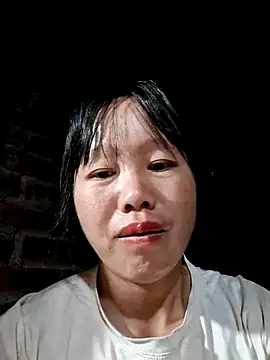 Snapshot of helenzz chatting on 31, 10, 2025 helenzz online show from 31, 10, 2025