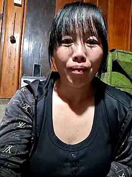 Snapshot of helenzz chatting on 7, 11, 2025 helenzz online show from 7, 11, 2025