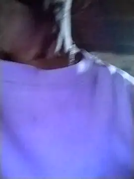 Snapshot of abigail-00 chatting on 10, 10, 2025 abigail-00 online show from 10, 10, 2025