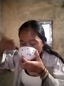 Snapshot of abigail-00 chatting on 27, 10, 2025 abigail-00 online show from 27, 10, 2025