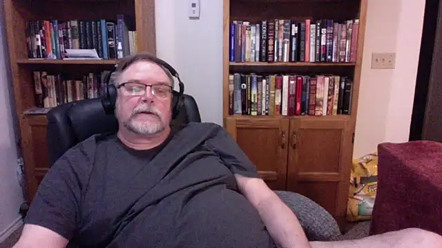 Vinyl22xh online show from 14, 3, 2026