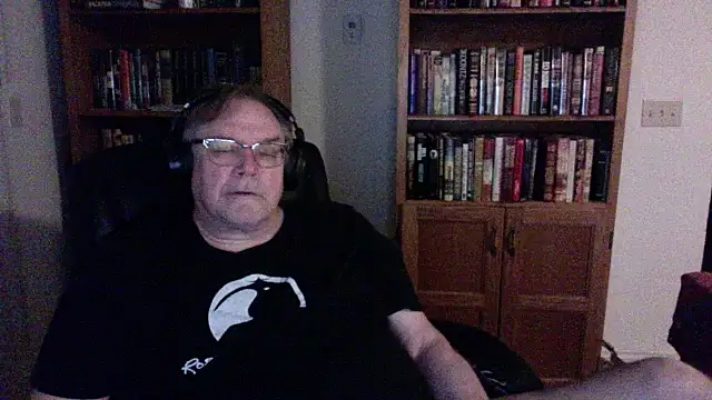 Vinyl22xh online show from 8, 5, 2026