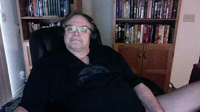 Vinyl22xh online show from 8, 5, 2026